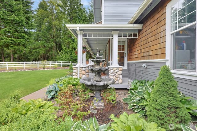 Property photo for 34620 32 Avenue E, Eatonville photo 4