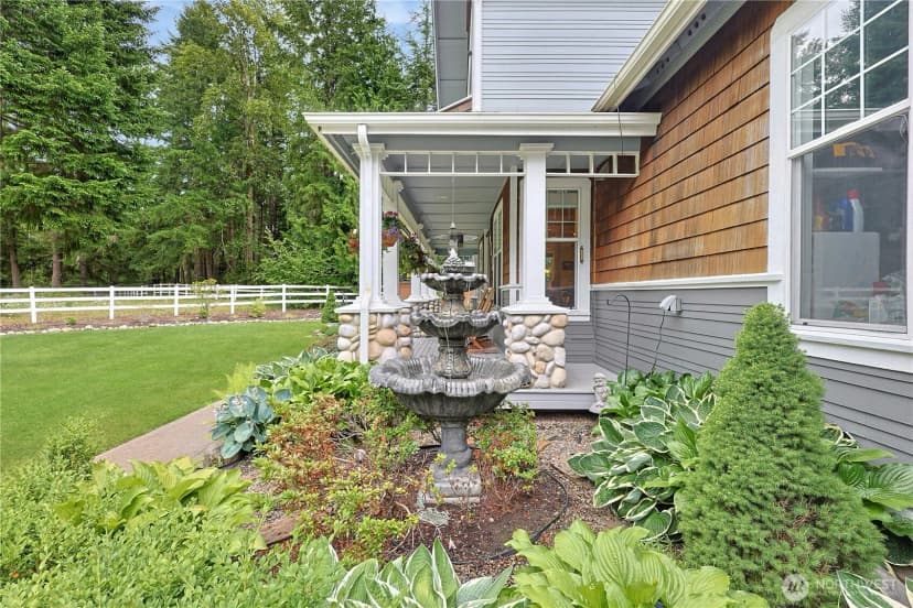 Property photo for 34620 32 Avenue E, Eatonville photo 4