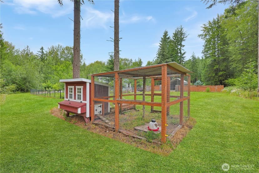 Property photo for 34620 32 Avenue E, Eatonville photo 28
