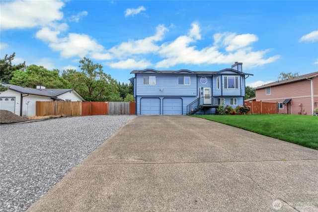 Property photo for 7518 211th Street E, Spanaway photo 2
