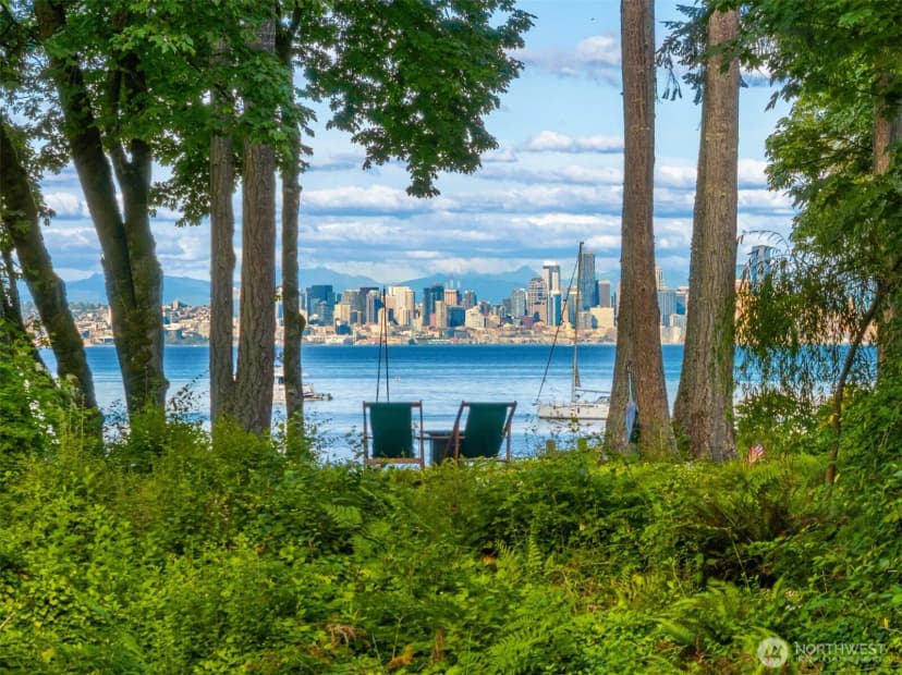 Property photo for 10374 Country Club Road, Bainbridge Island photo 17