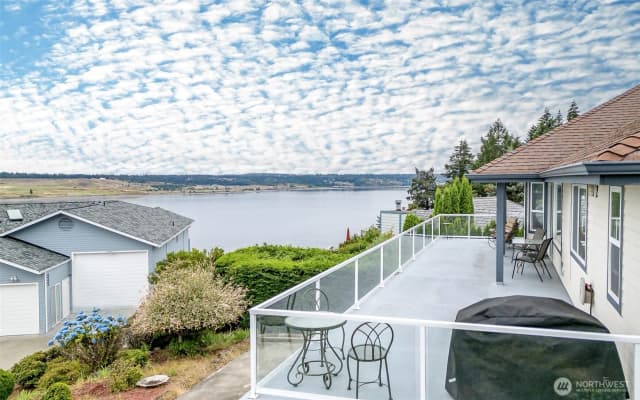 Property photo for 1550 13th Court, Fox Island photo 3