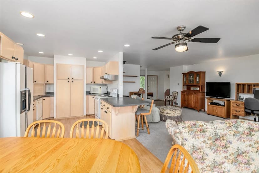 Property photo for 1550 13th Court, Fox Island photo 10