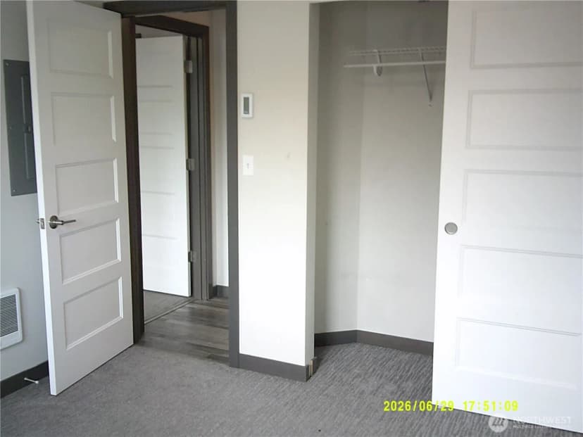 Property photo for 1621 Sw Mulberry Place #d303, Oak Harbor photo 11