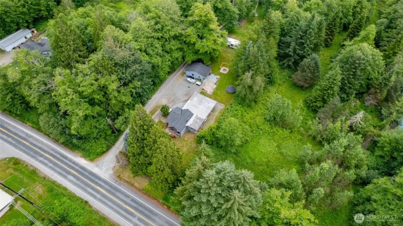 Property photo for 4059 Old Hwy 99 North Road, Burlington photo 33