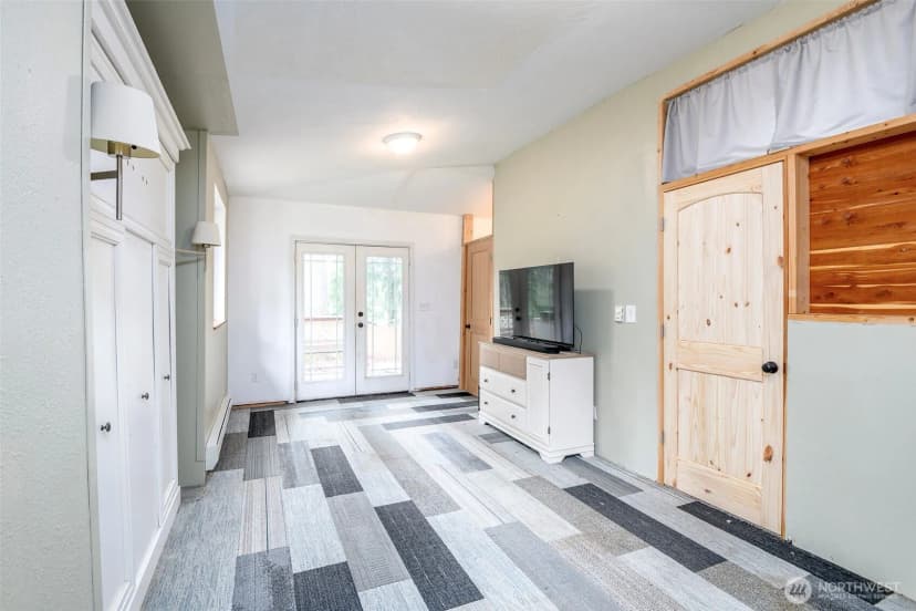 Property photo for 1207 E Madrona Boulevard Nw, Lakebay photo 18