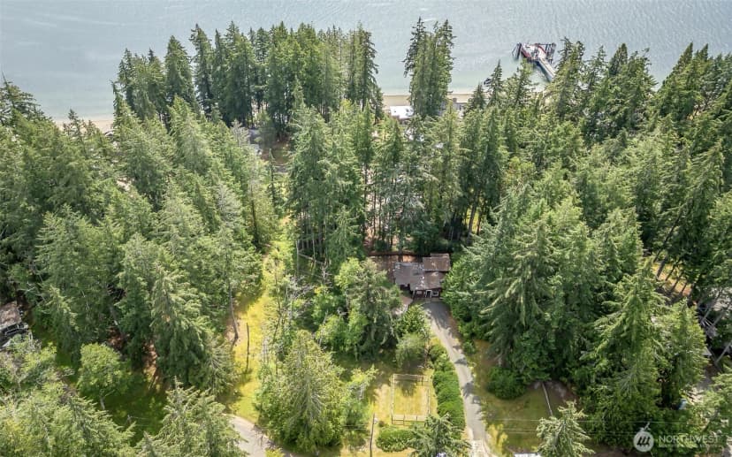 Property photo for 1207 E Madrona Boulevard Nw, Lakebay photo 2