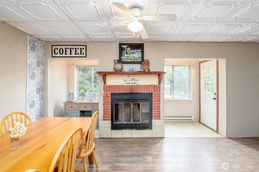 Property photo for 1207 E Madrona Boulevard Nw, Lakebay photo 6