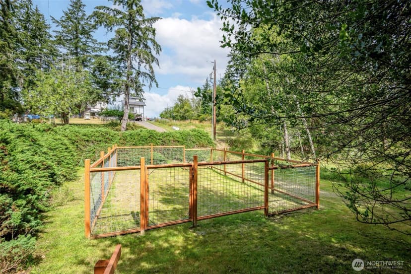 Property photo for 1207 E Madrona Boulevard Nw, Lakebay photo 28