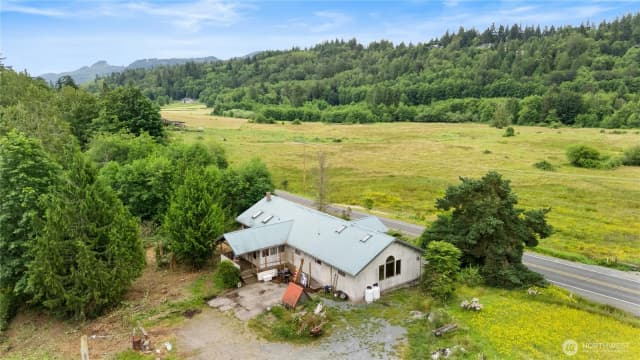 Property photo for 15593 State Route 9, Mount Vernon photo 2