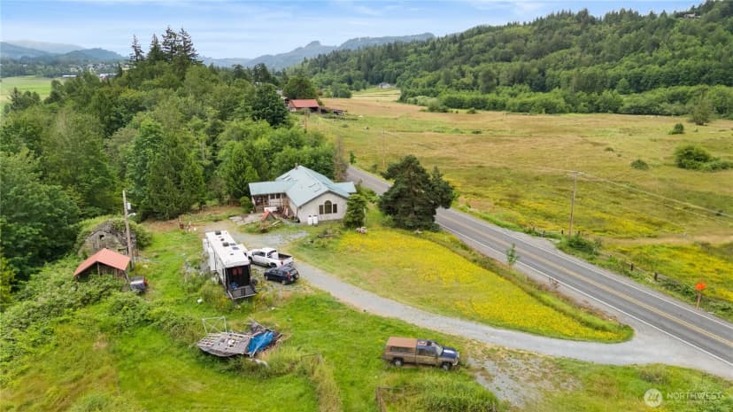 Property photo for 15593 State Route 9, Mount Vernon photo 3