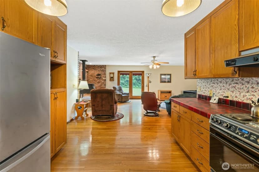 Property photo for 251 John Road, Chehalis photo 11