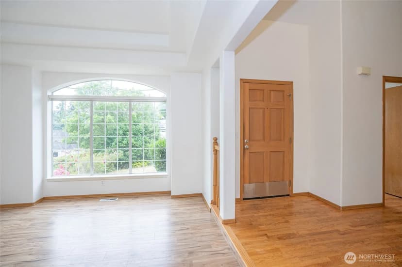 Property photo for 10103 Se 225th Place, Kent photo 9