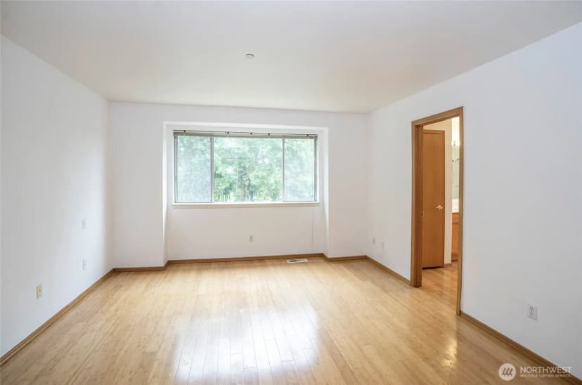 Property photo for 10103 Se 225th Place, Kent photo 20