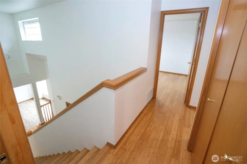 Property photo for 10103 Se 225th Place, Kent photo 27