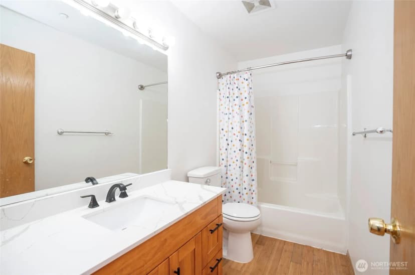 Property photo for 10103 Se 225th Place, Kent photo 31