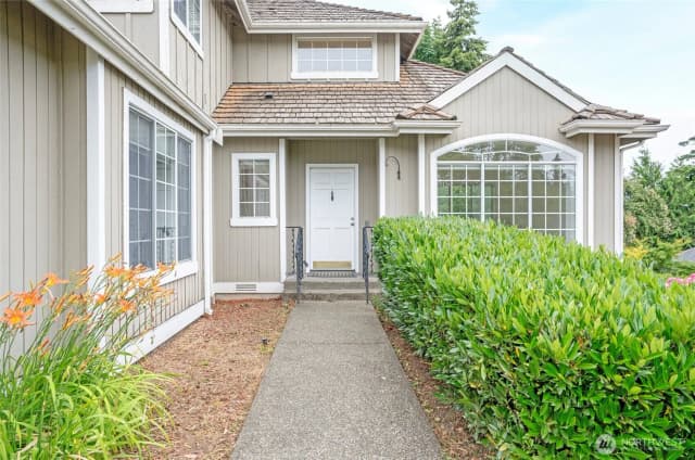 Property photo for 10103 Se 225th Place, Kent photo 4