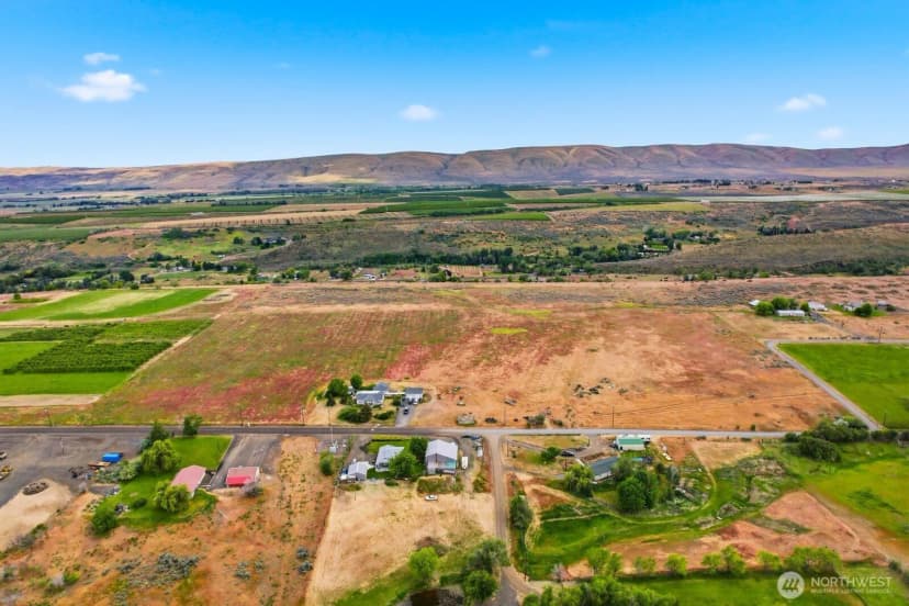 Property photo for 1580 N Cottonwood Road, Yakima photo 11