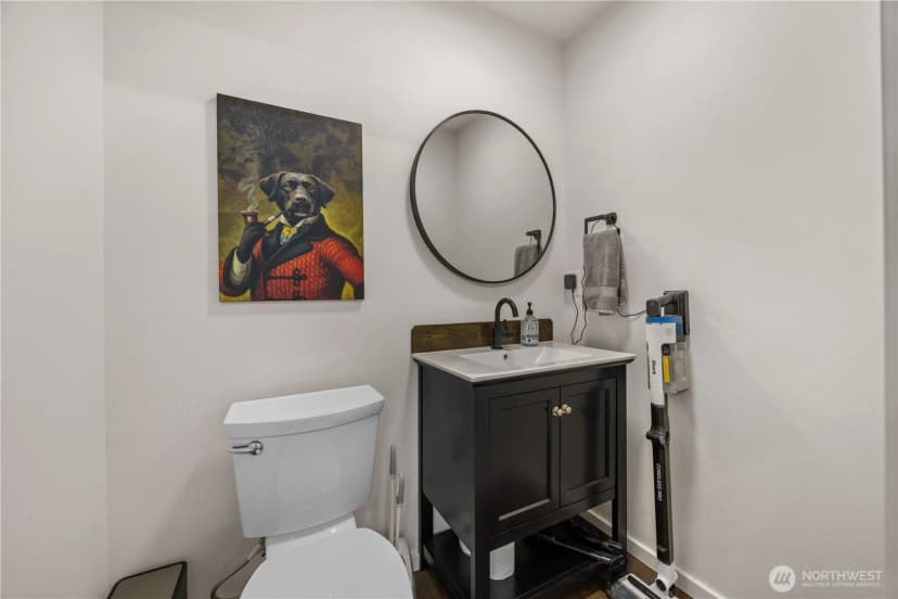 Property photo for 102 Lakeshore Drive, Pateros photo 20