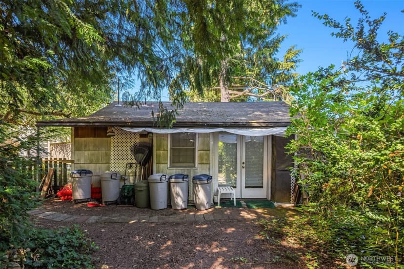 Property photo for 8255 30th Avenue Ne, Seattle photo 22