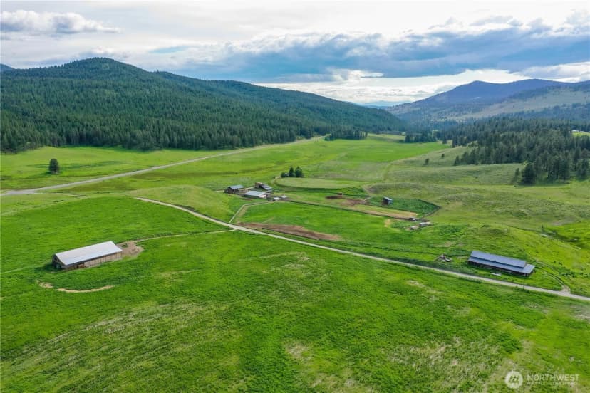 Property photo for 3 Summer Road, Tonasket photo 13