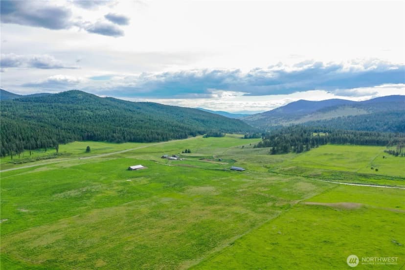 Property photo for 3 Summer Road, Tonasket photo 29