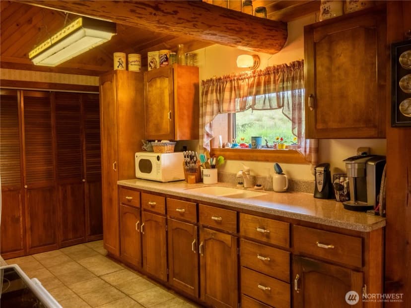 Property photo for 3 Summer Road, Tonasket photo 24