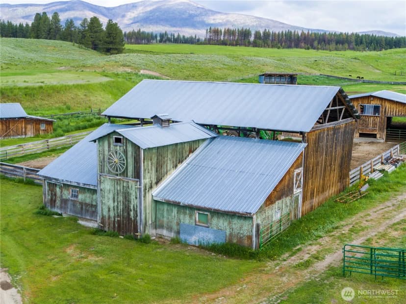 Property photo for 3 Summer Road, Tonasket photo 9