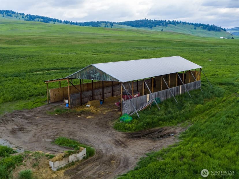 Property photo for 3 Summer Road, Tonasket photo 14
