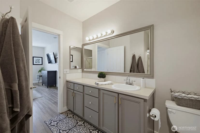 Property photo for 7705 Fairway Avenue Se #204, Snoqualmie photo 23