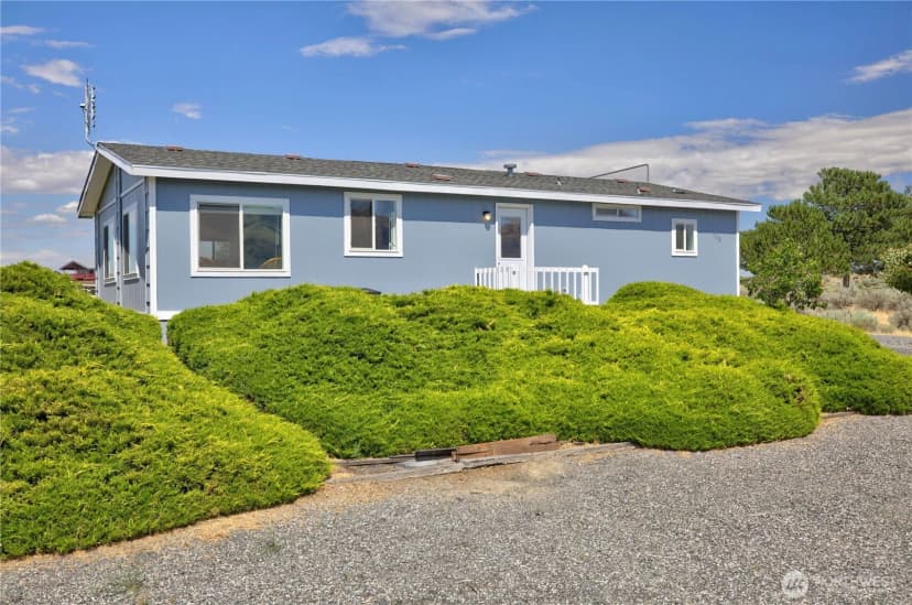 Property photo for 403 Summer Place Sw, Mattawa photo 27