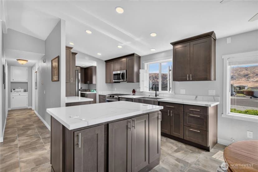 Property photo for 403 Summer Place Sw, Mattawa photo 11