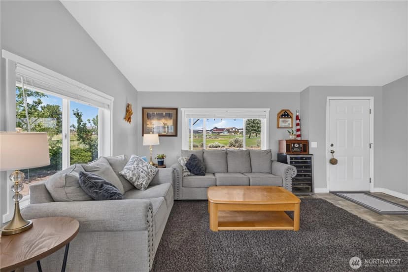 Property photo for 403 Summer Place Sw, Mattawa photo 5