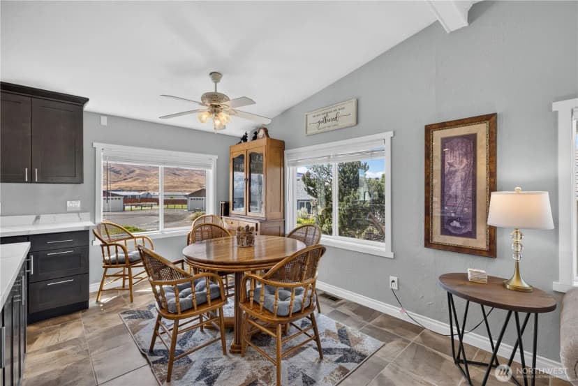 Property photo for 403 Summer Place Sw, Mattawa photo 8
