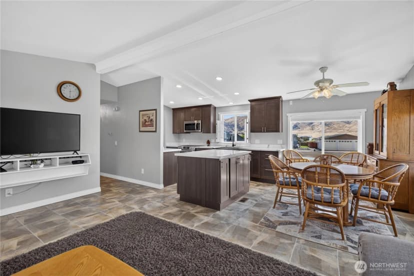 Property photo for 403 Summer Place Sw, Mattawa photo 6