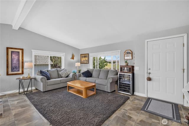 Property photo for 403 Summer Place Sw, Mattawa photo 4