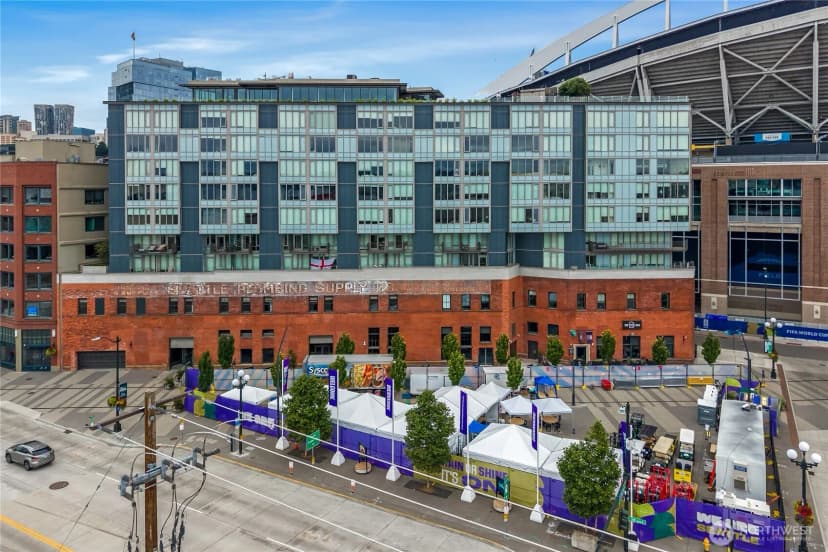 Property photo for 590 1st Avenue S #902, Seattle