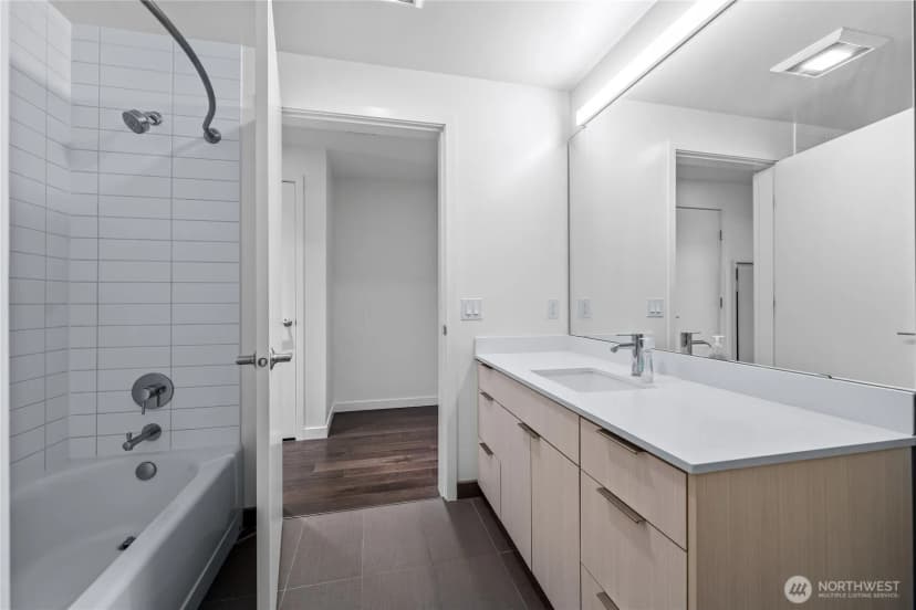 Property photo for 590 1st Avenue S #902, Seattle photo 15