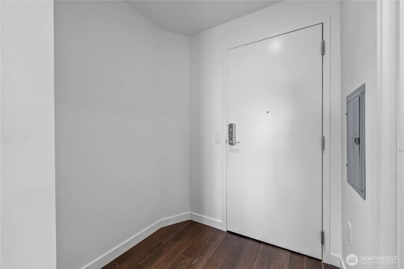 Property photo for 590 1st Avenue S #902, Seattle photo 16