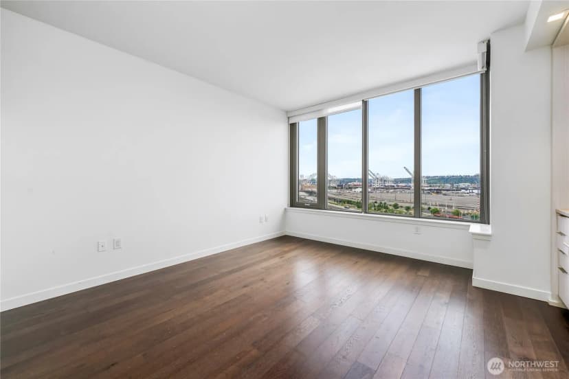Property photo for 590 1st Avenue S #902, Seattle photo 7