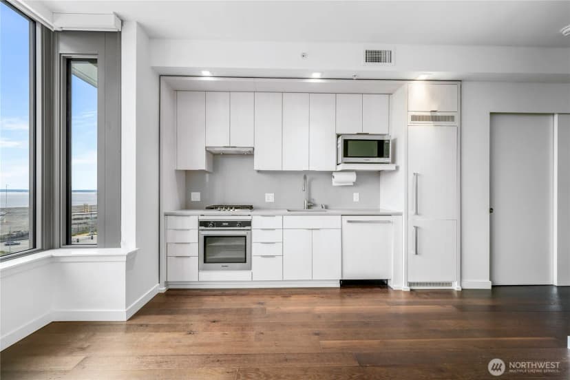 Property photo for 590 1st Avenue S #902, Seattle photo 8