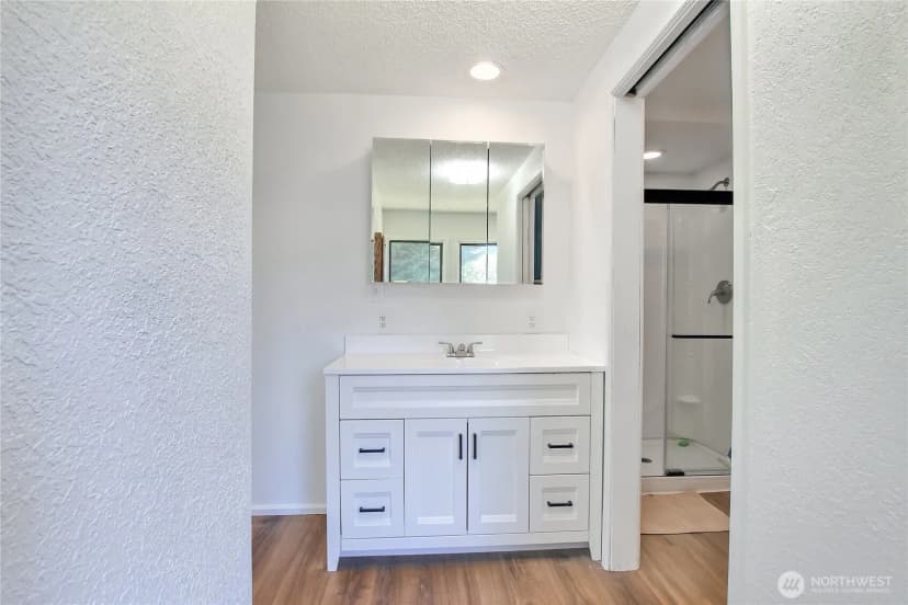 Property photo for 13610 Se 288th Street, Kent photo 10