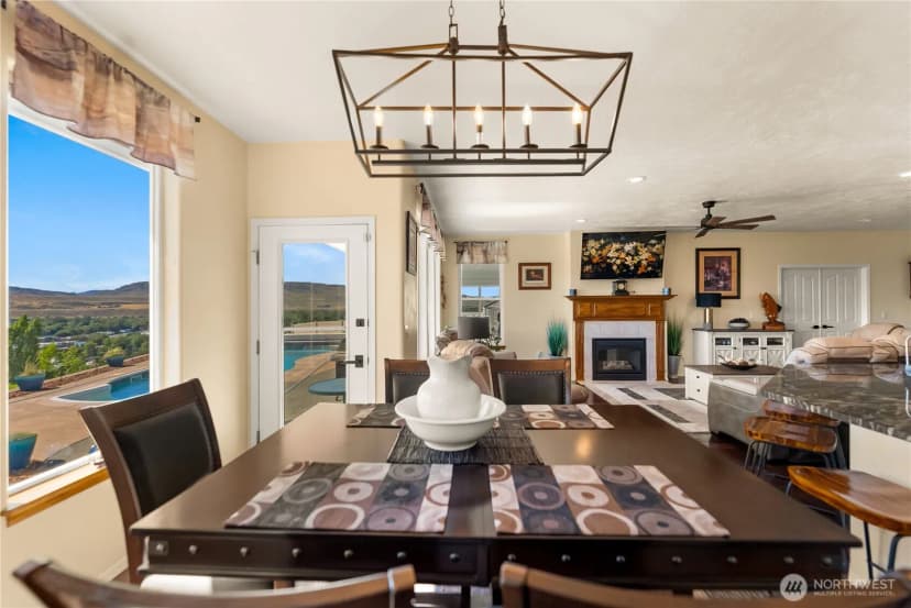 Property photo for 536 Hillcrest Circle Drive, Omak photo 9