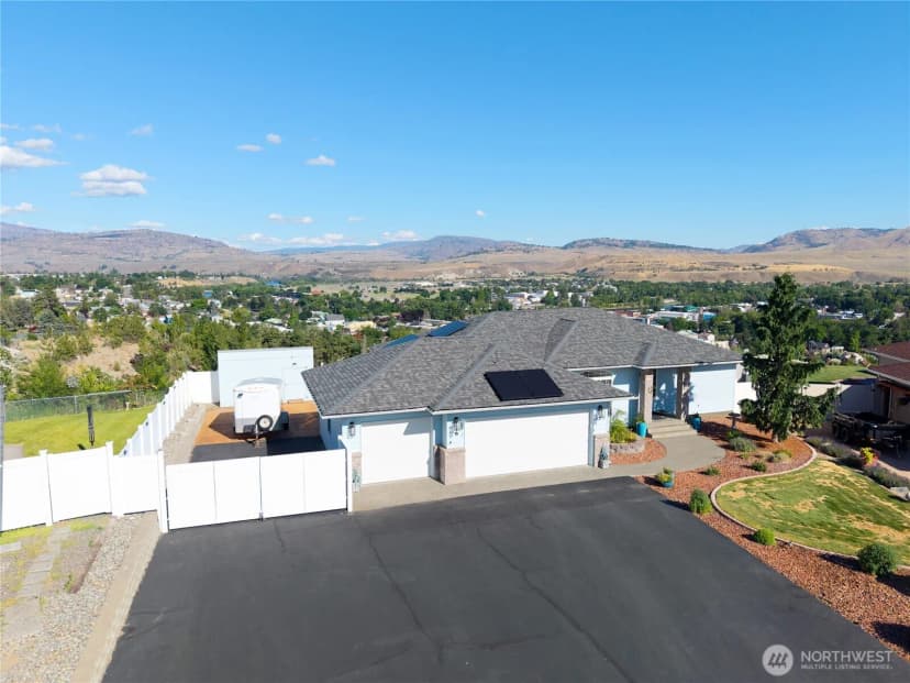 Property photo for 536 Hillcrest Circle Drive, Omak photo 37