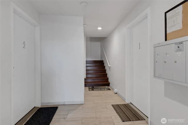 Property photo for 417 23rd Avenue #1, Seattle photo 3