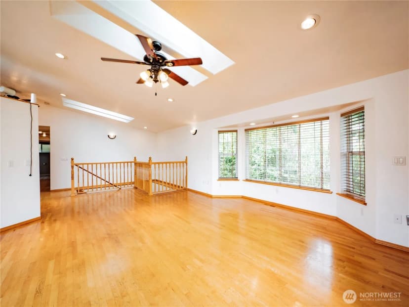 Property photo for 518 H Street Sw, Tumwater photo 7