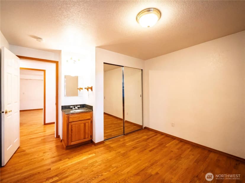 Property photo for 518 H Street Sw, Tumwater photo 23