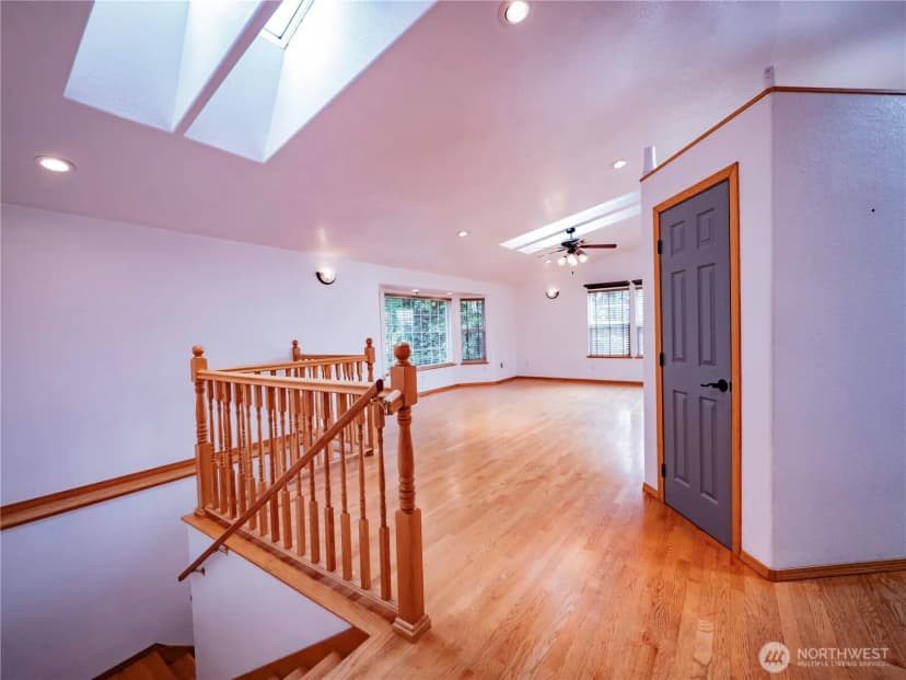 Property photo for 518 H Street Sw, Tumwater photo 14