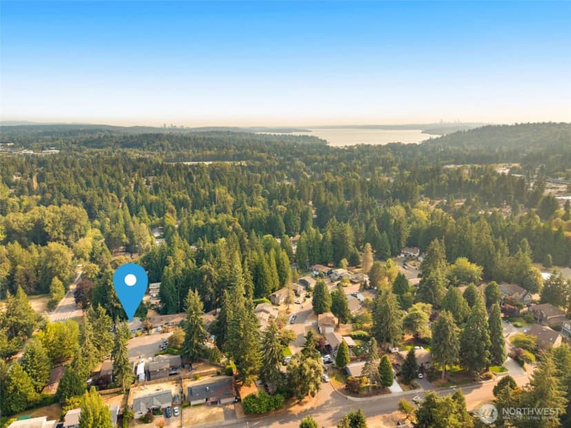 Property photo for 10763 Ne 139th Street, Kirkland photo 32