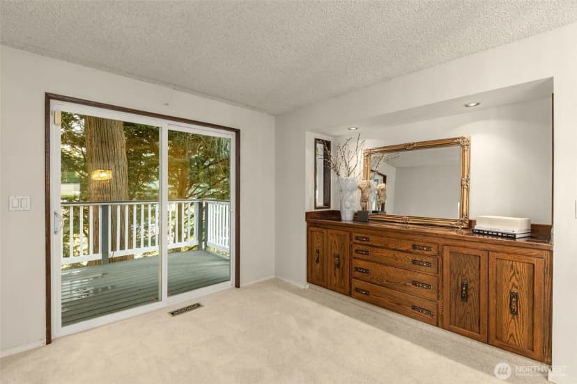 Property photo for 10763 Ne 139th Street, Kirkland photo 11